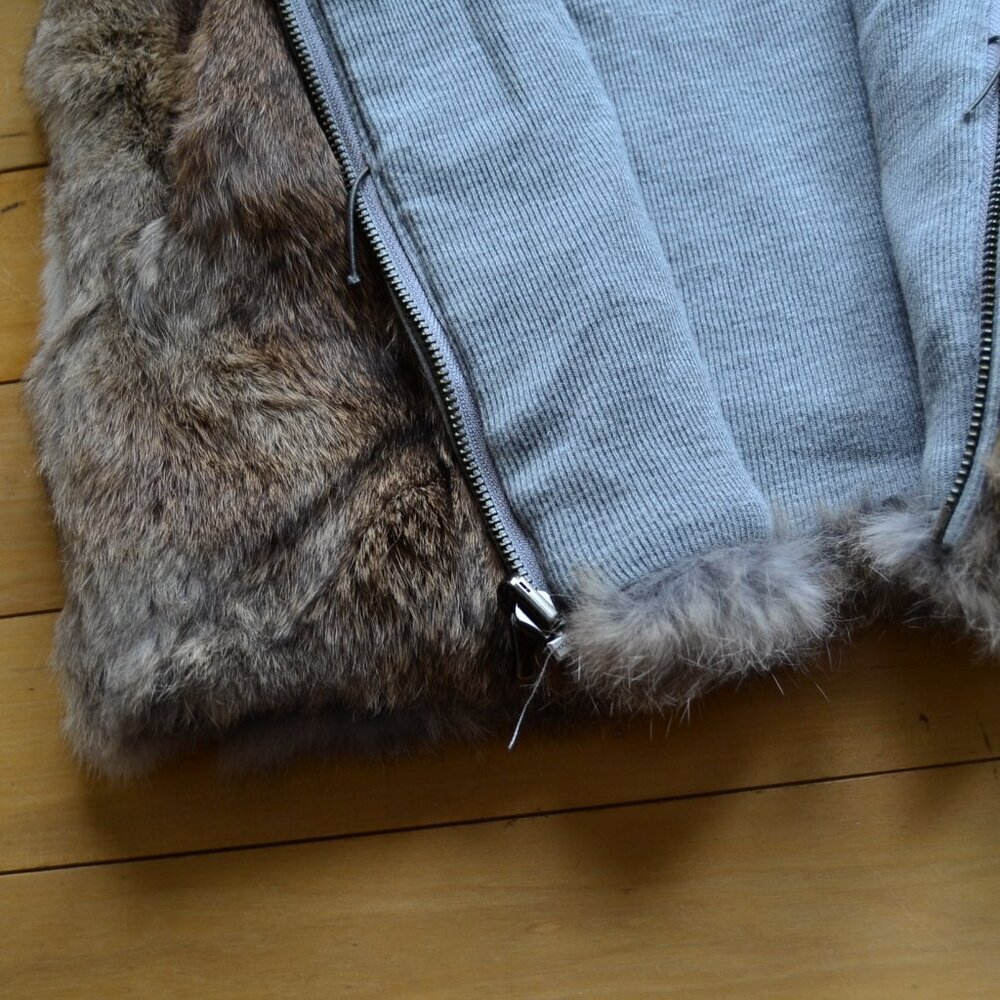 LaRok Luxe Rabbit Fur Sweater Vest Fits S / M - Picture 9 of 16